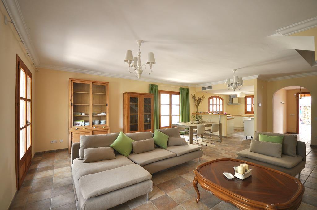 Houm Villa Cala Pi Cala Pi  Rom bilde